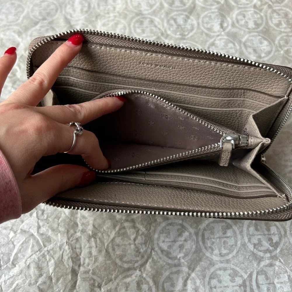Tory Burch tory burch